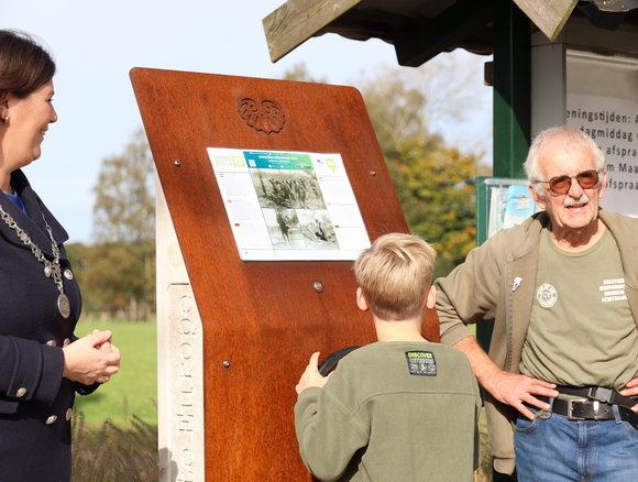 Herdenkingsmomenten bij Militair Historisch Museum Achtmaal en de Timberwolfstraat