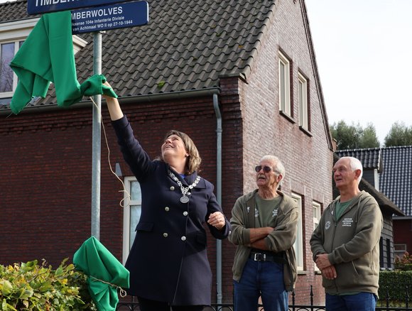 Herdenkingsmomenten bij Militair Historisch Museum Achtmaal en de Timberwolfstraat